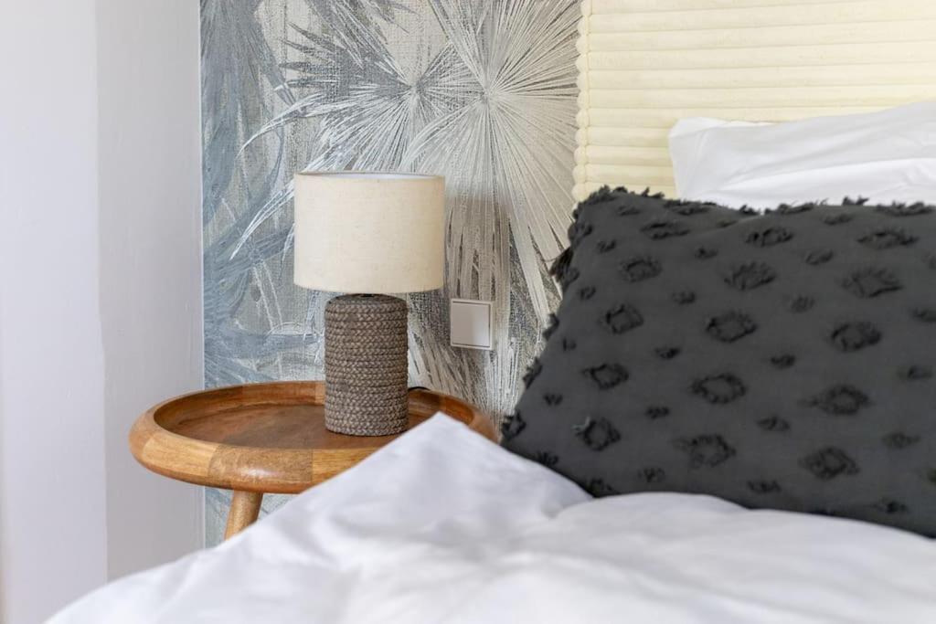 Grafschafft Angenehmes Wohnen - Ferienwohnung Mit 2 Schlafzimmern ピルナ エクステリア 写真
