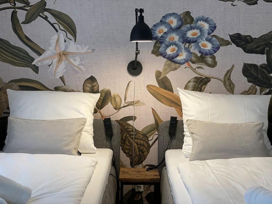 Grafschafft Angenehmes Wohnen - Ferienwohnung Mit 2 Schlafzimmern ピルナ エクステリア 写真