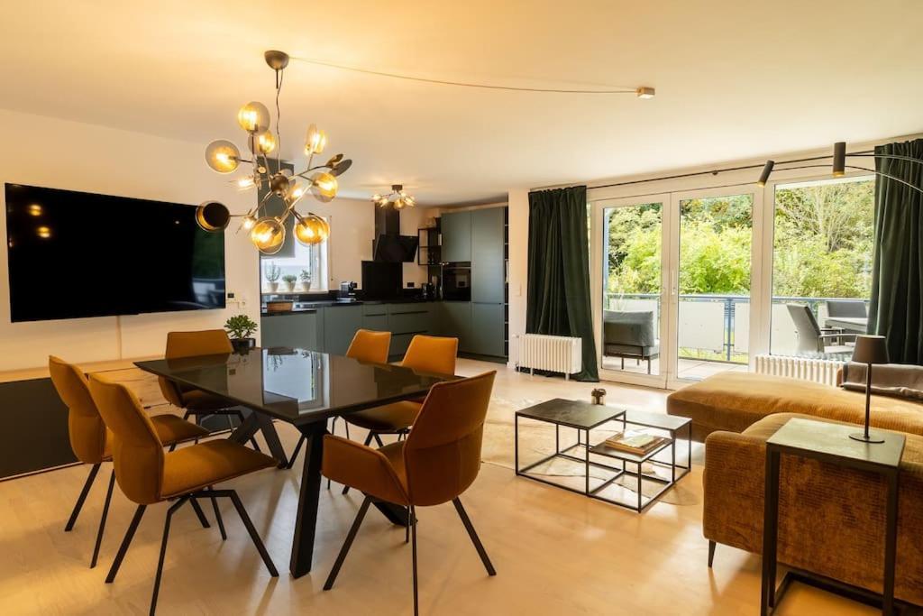 Grafschafft Angenehmes Wohnen - Ferienwohnung Mit 2 Schlafzimmern ピルナ エクステリア 写真